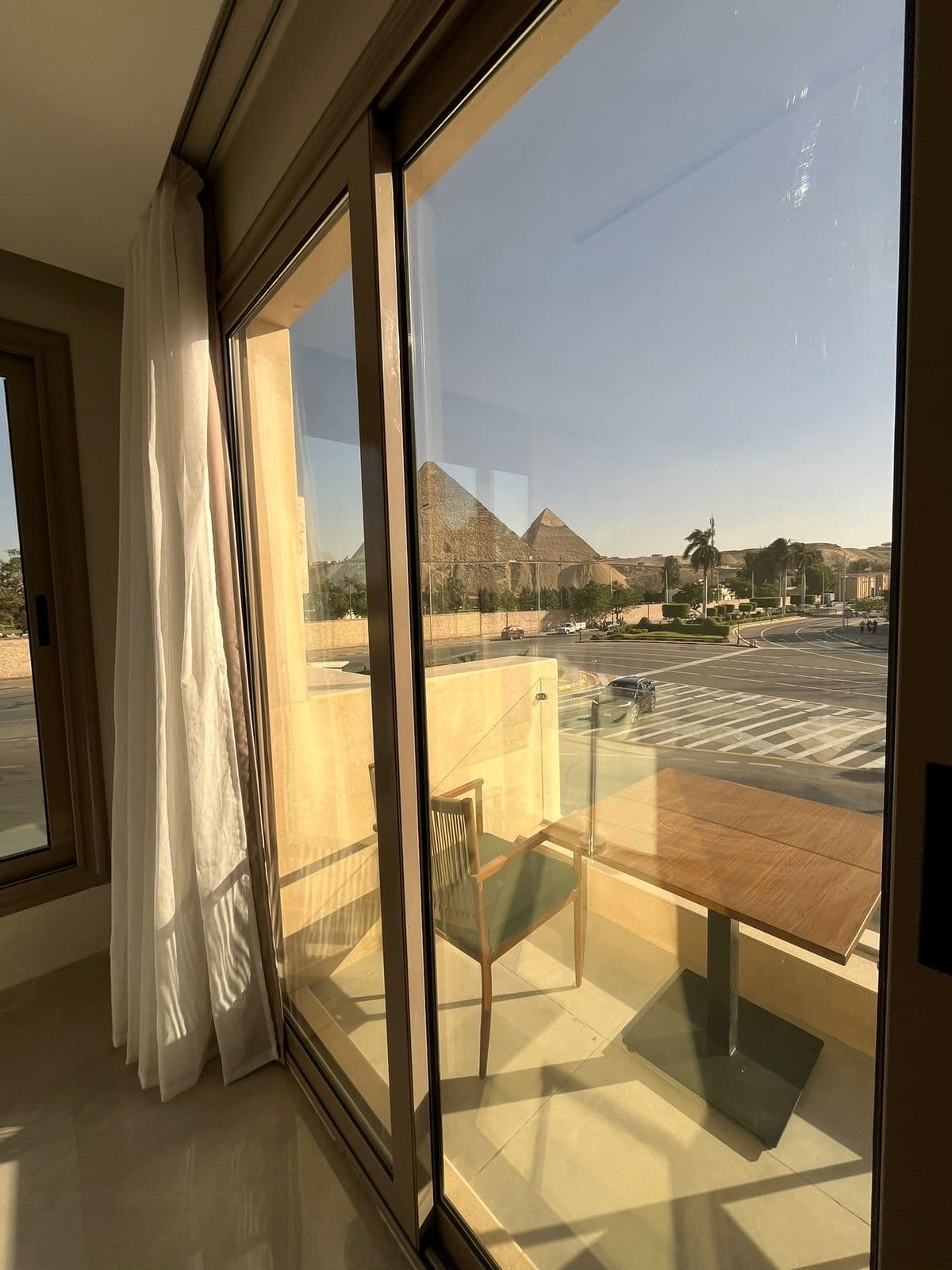 Premier Balcony Room - Pyramids View